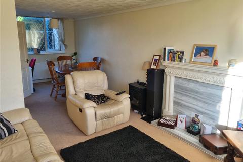 32 Valley Crescent, Wrenthorpe, Wakefield, WF2 0JA