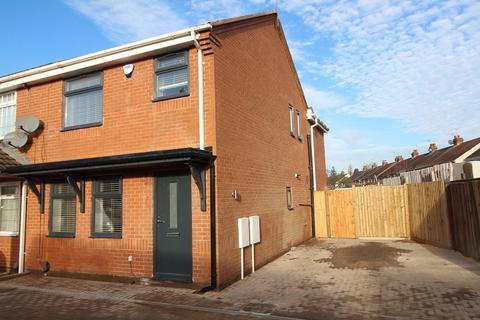3 bedroom semi-detached house for sale - Pennington Way, Parting of The Heath, Foleshill, Coventry, West Midlands. CV6 5TJ