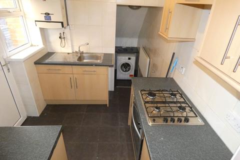 2 bedroom ground floor flat to rent - Saltwell Place, Gateshead, Tyne and Wear, NE8 4QY