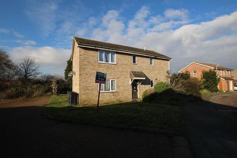 1 Coulsdon Close, Clacton-on-sea, CO16 8FN