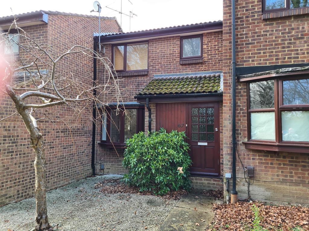 Tamar Way, Wokingham, RG41 3UB 3 bed terraced house £440,000