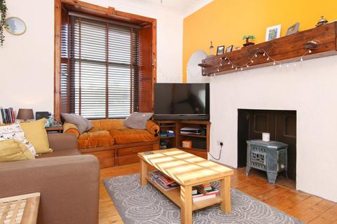 1 bedroom flat for sale - 69/13 Albert Street, Edinburgh, EH7 5LR