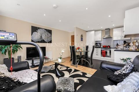 2 bedroom apartment for sale - De Vere Court, Hoe Street, Walthamstow, E17