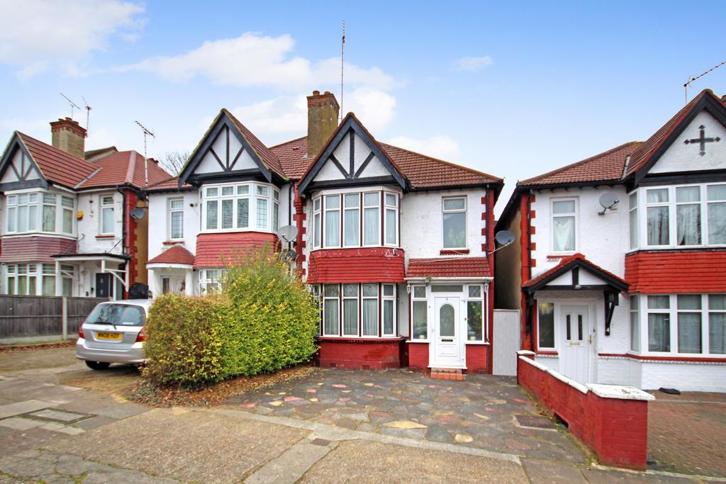Park Chase, Wembley, Middlesex HA9 3 bed semidetached house £615,000