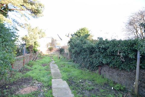 32 Anchor Road, Clacton-on-sea, CO15 1HP