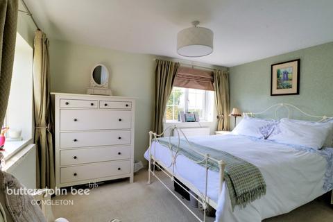 80 The Hollow, Mow Cop, Stoke-on-trent, ST7 4NW