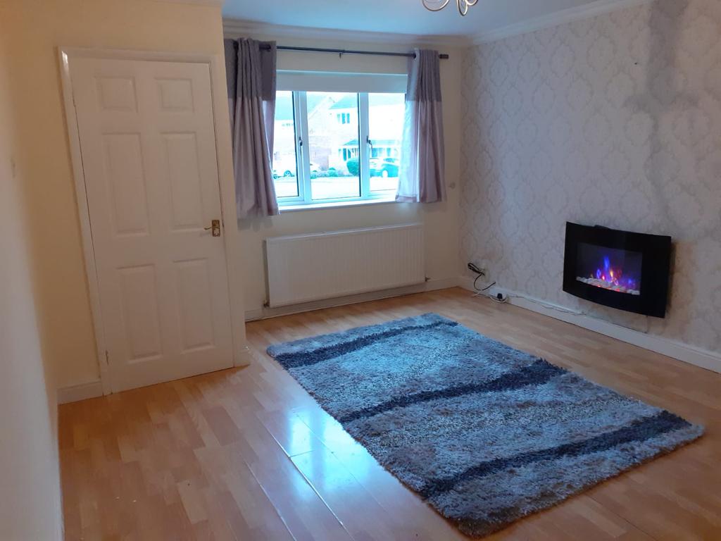Highvale, Connah's Quay CH5 2 bed semidetached house £695 pcm (£160 pw)