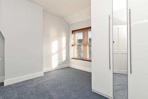 undefined, Regent Avenue, Harrogate, HG1 4BJ