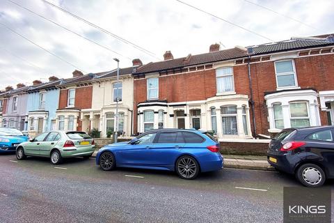 4 bedroom terraced house to rent, Fawcett Road, Southsea