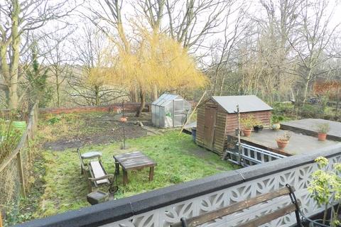 86 Hartley Avenue, Leeds, LS6 2HZ