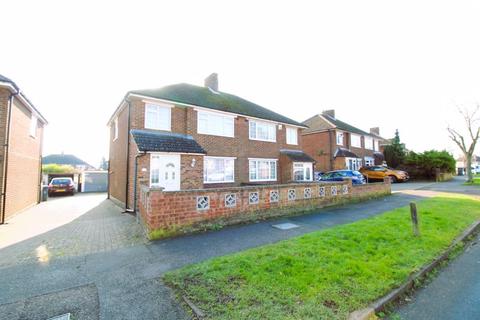 11 Alpine Way, Luton, LU3 3HF