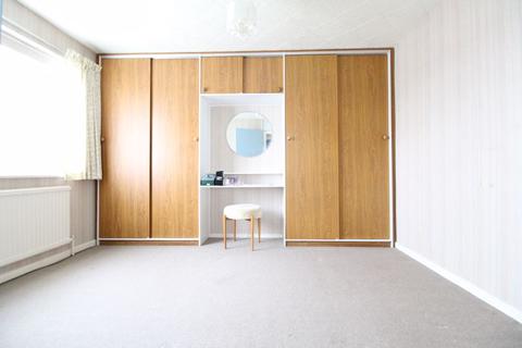 11 Alpine Way, Luton, LU3 3HF