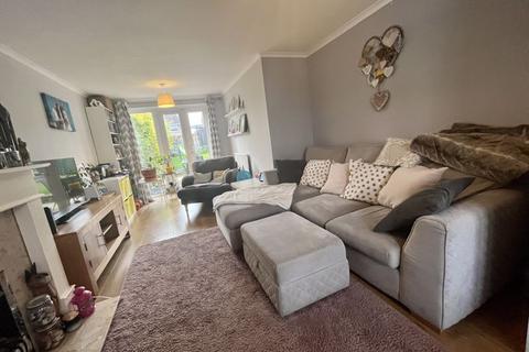 13 Brampton Rise, Dunstable, LU6 3BY