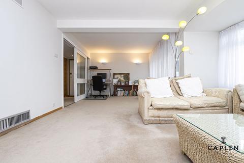 2 bedroom apartment for sale - Whitehall Lane, Buckhurst Hill