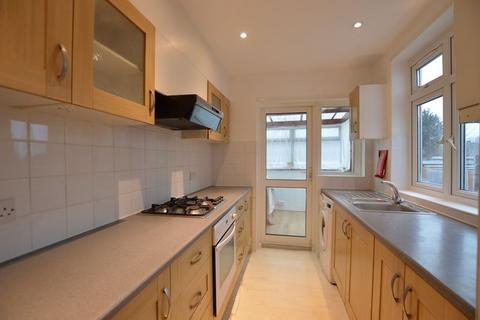 4 bedroom terraced house to rent, Eastleigh Avenue, South Harrow