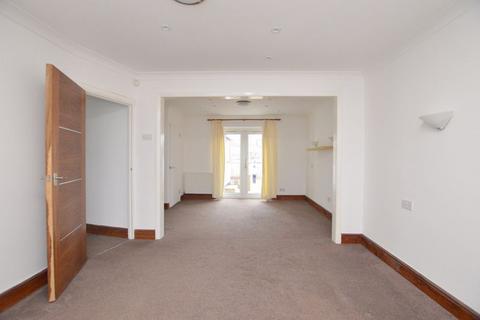 4 bedroom terraced house to rent, Eastleigh Avenue, South Harrow