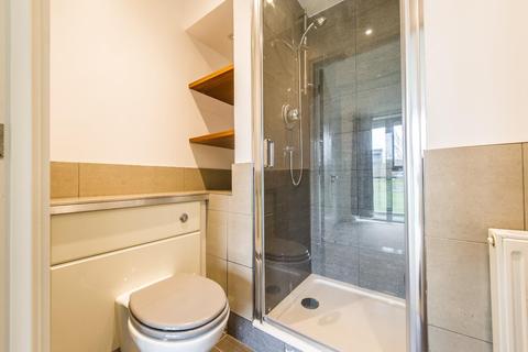 32 Park Lane, Greenhithe, DA9 9RZ