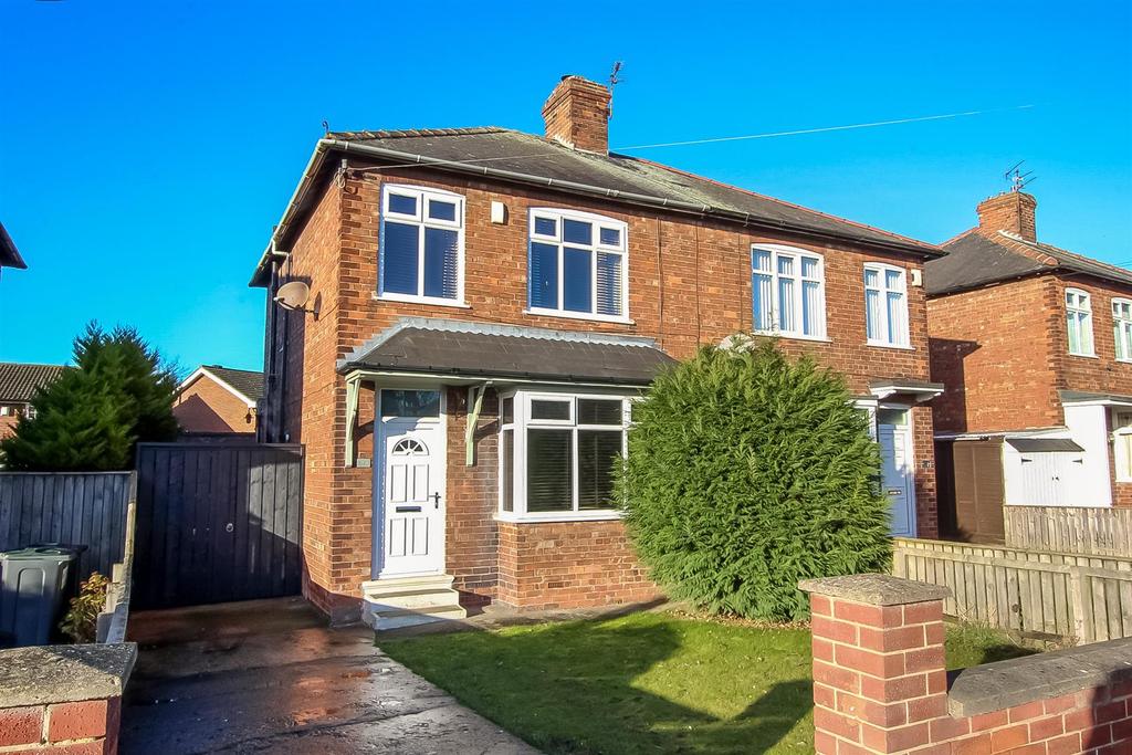 Barmpton Lane, Darlington 2 bed semidetached house £160,000