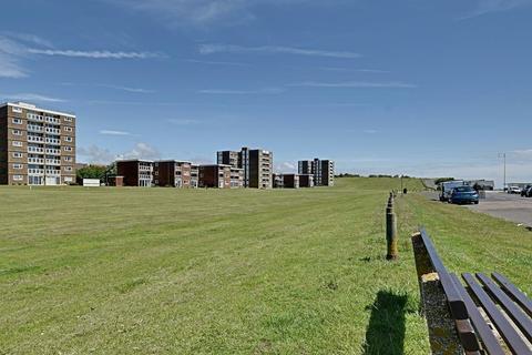 21, Tilford Court Sutton Place, Bexhill-on-sea, TN40 1PF
