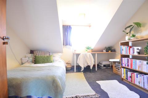 6 bedroom terraced house to rent - Selly Oak, Birmingham, B29 6EF