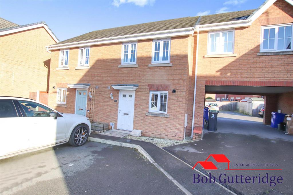 Stephenson Grove, Burslem, StokeOnTrent 2 bed townhouse for sale £