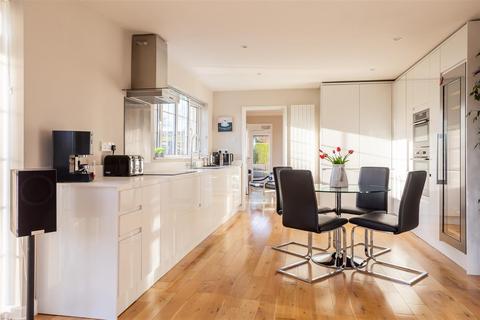 7 Haweswater Close, Wetherby, LS22 6FG