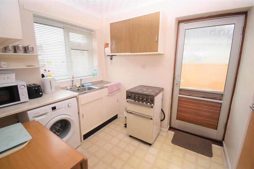 Maes Gerddi, Porthmadog 3 bed house £185,000