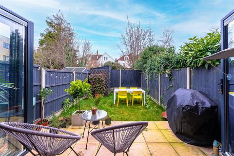 1 bedroom flat for sale - Whitworth Road, London