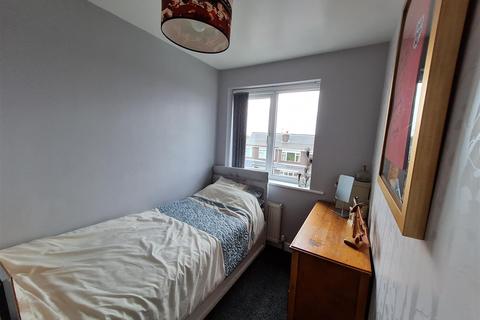 27 Fairways, Horwich, Bolton, BL6 5QA