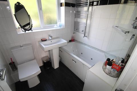 27 Fairways, Horwich, Bolton, BL6 5QA