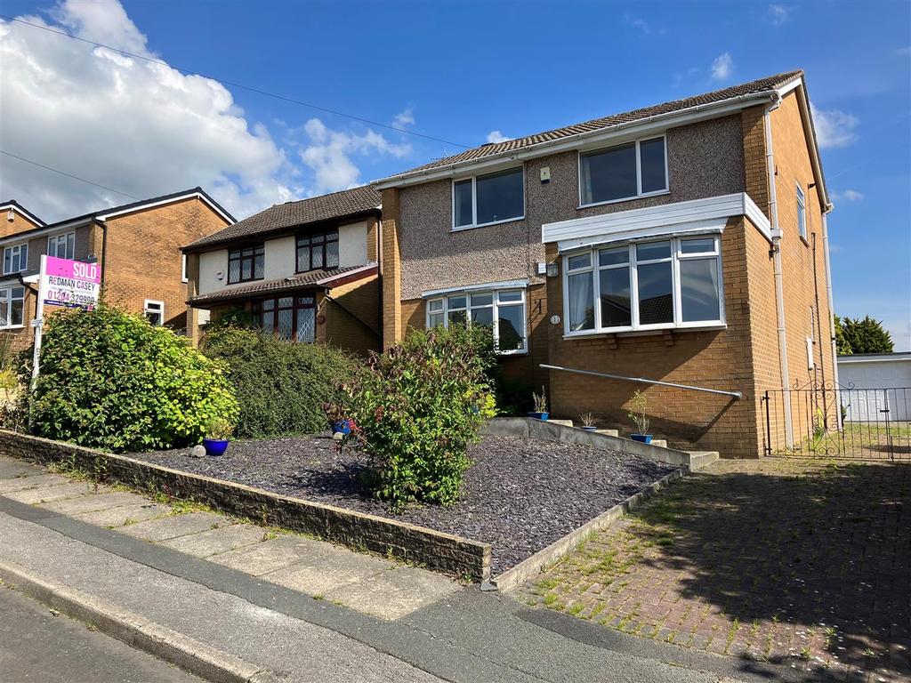 Snowdon Drive, Horwich, Bolton 4 bed detached house £325,000