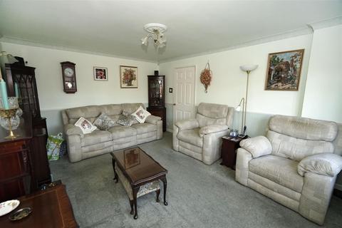 2 Snowdon Drive, Horwich, Bolton, BL6 7DG