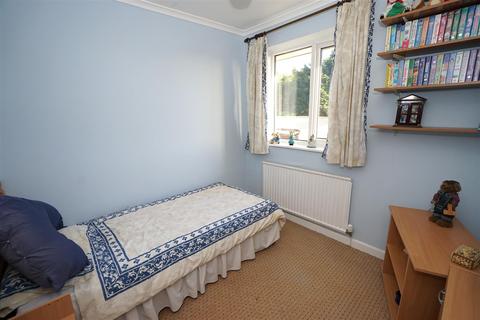 2 Snowdon Drive, Horwich, Bolton, BL6 7DG