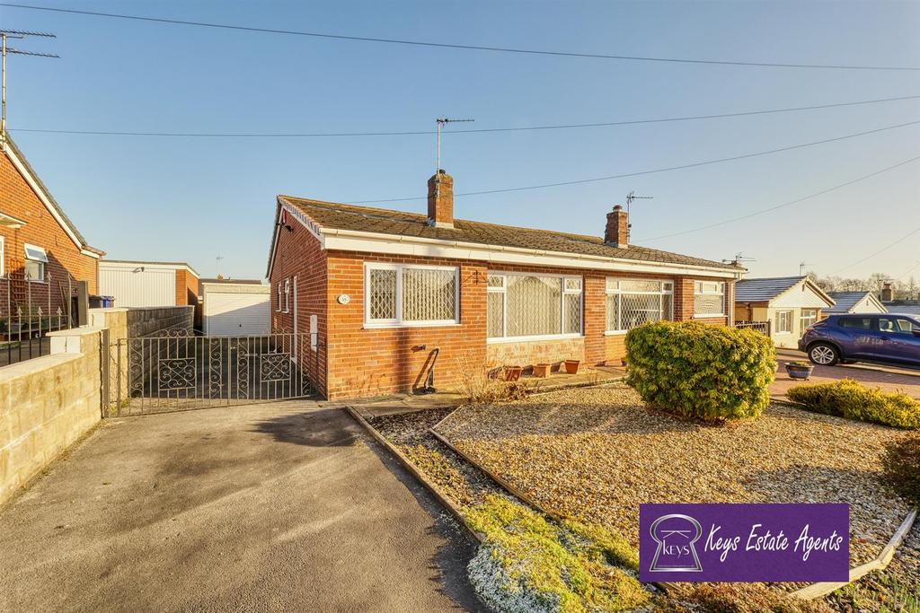 Holyhead Crescent, Weston Coyney 2 bed semidetached bungalow £179,950