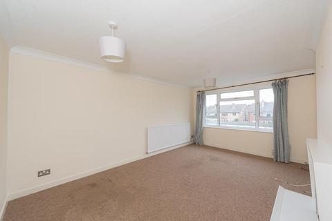 16 Wimborne Close, Epsom, KT17 4DP