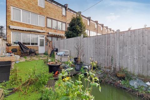 70 Beaconsfield Road, London, E17 8LU