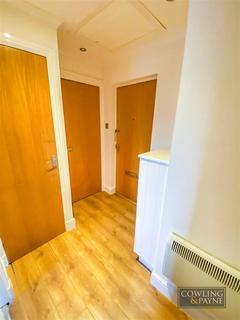 1 bedroom apartment to rent, Maitland Road, Wickford