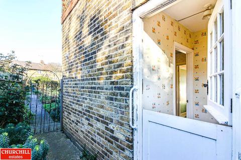 6 Rectory Crescent, London, E11 2LE