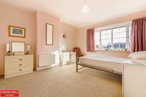 6 Rectory Crescent, London, E11 2LE