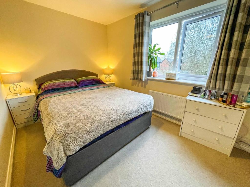 Bed 1a.JPG
