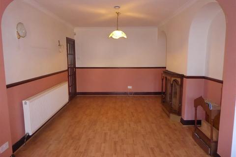 40 Cambridge Close, Hounslow, TW4 7BG