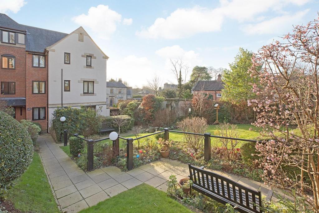 Vale Court, Knaresborough 1 bed retirement property £79,950
