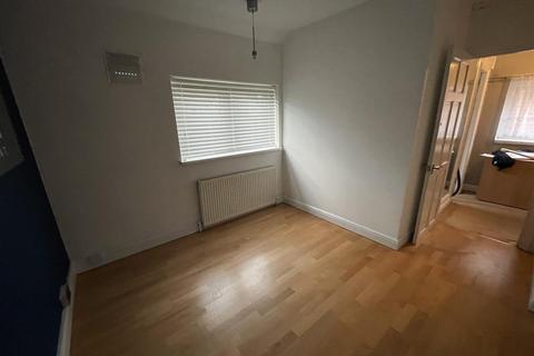 55 Charnor Road, Leicester, LE3 6LJ