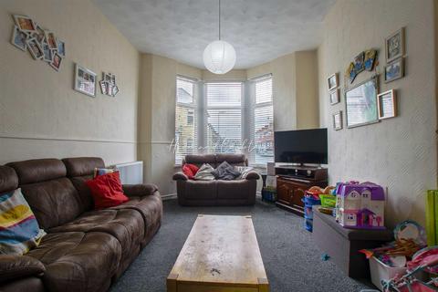 43 Alexandra Road, Cardiff, CF5 1NT