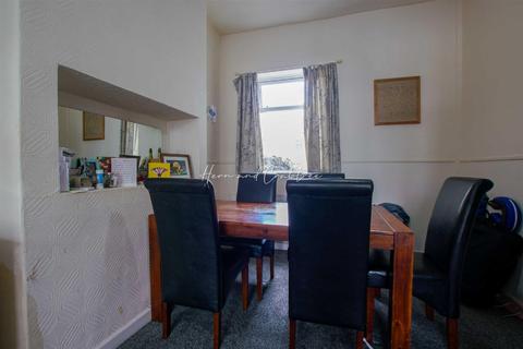 43 Alexandra Road, Cardiff, CF5 1NT