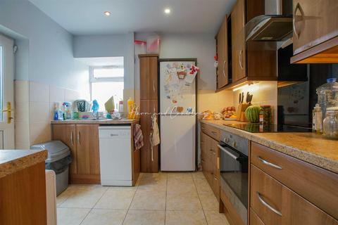 43 Alexandra Road, Cardiff, CF5 1NT