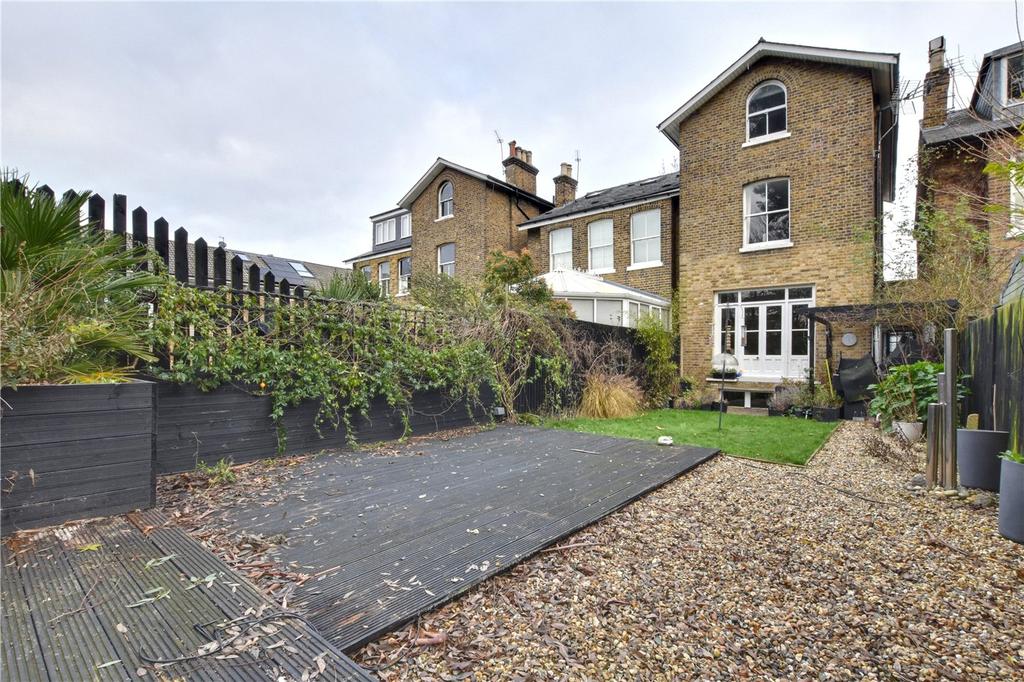 Lee Road, Blackheath, London, SE3 4 bed end of terrace house £1,400,000