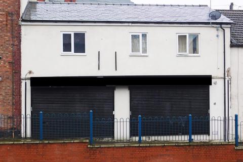 Property to rent - Rochdale Road, Middleton, Manchester