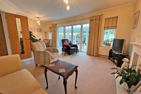 3 bedroom detached house for sale - Victoria Road, Milford on Sea, Lymington, SO41