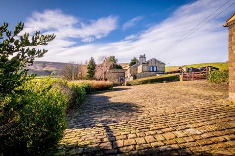 3 bedroom farm house to rent, Woodhead Road, Holmfirth HD9